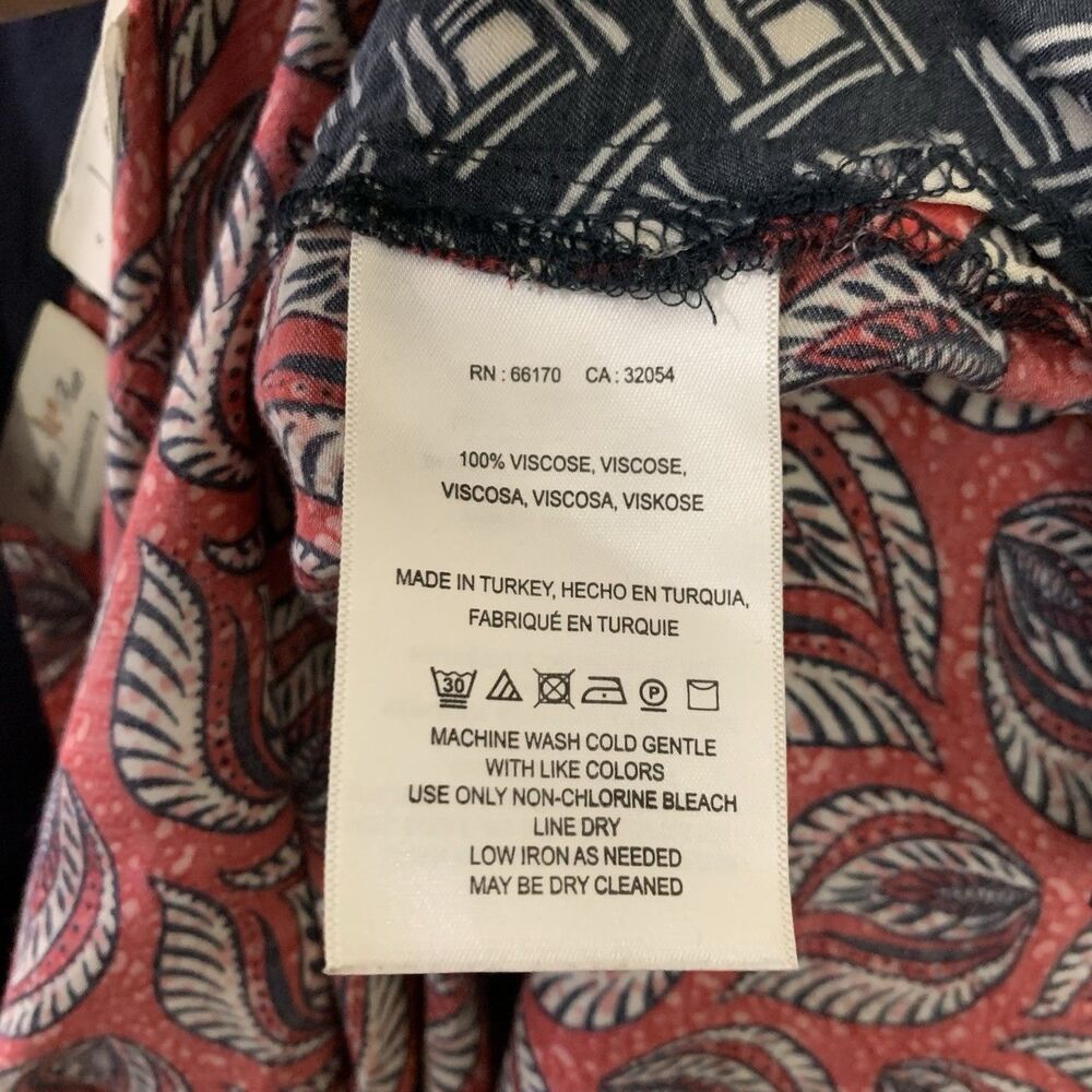 Anthropologie Meadow Rue Blouse Size S Navy Red Floral Wrap Kimono Style Boho - Picture 8 of 9